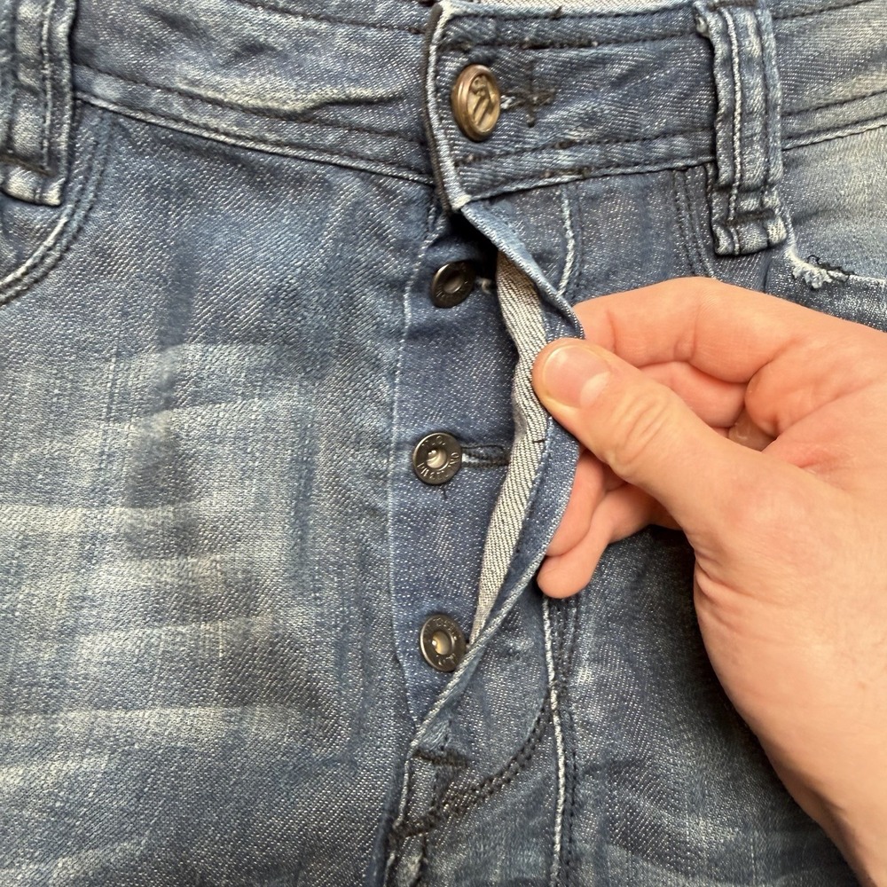 Diesel Timmen Jeans Men 33x30 Blue Straight Leg Stretch Studs Italy Design 008LK - Picture 10 of 16